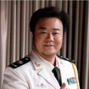 大鸡鸡使劲插骚穴
